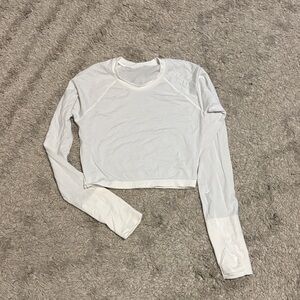Lululemon Swiftly Tech White Long Sleeve Crop Top size 6